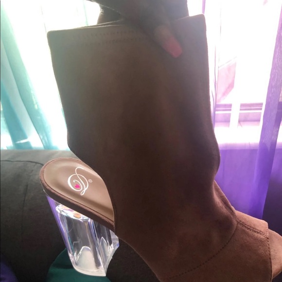 Blush bootie clear heels - Picture 3 of 4